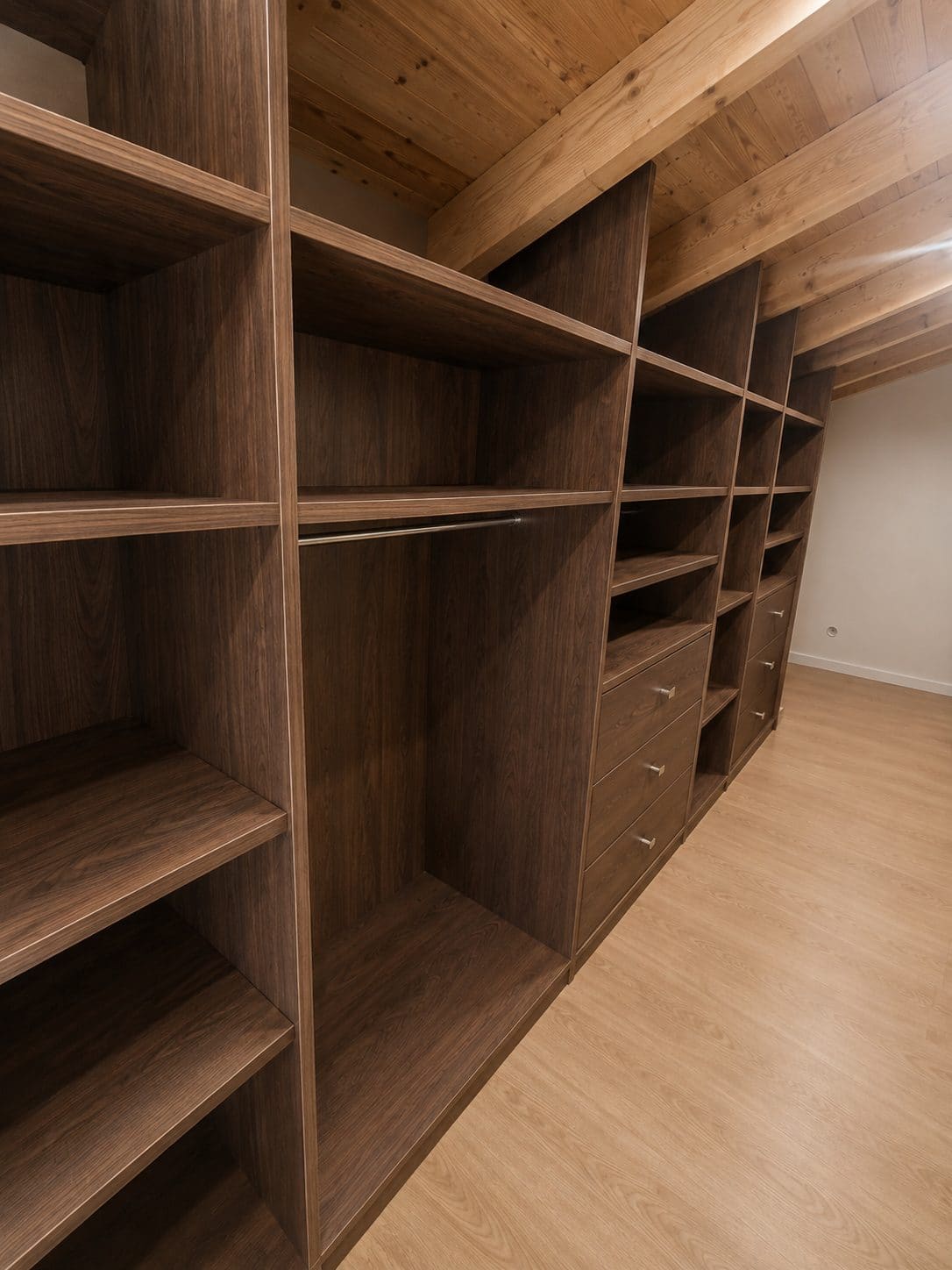 Casa Beiriz — closet
